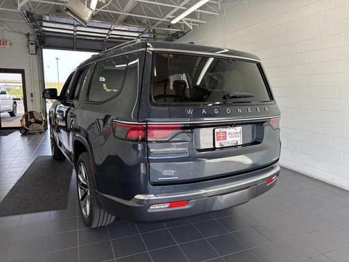 2022 Jeep Wagoneer Series III 4x4