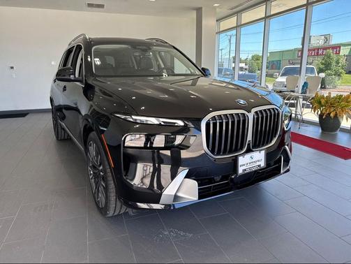 Black Sapphire Metallic 2024 BMW X7 xDrive40i