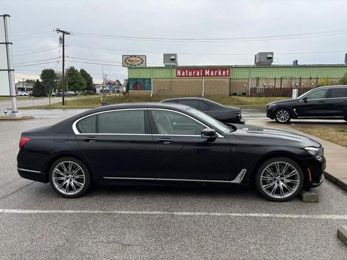 2018 BMW 740 xDrive