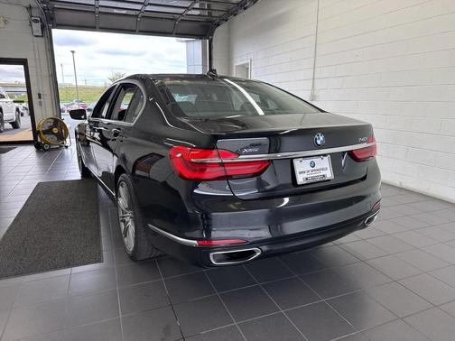 2018 BMW 740 xDrive