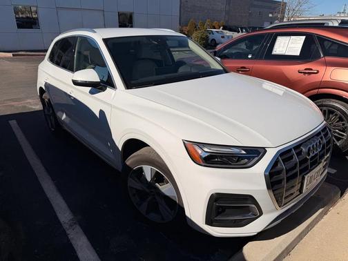 2024 Audi Q5 40 Premium
