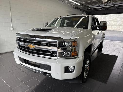 2019 Chevrolet Silverado 2500 High Country