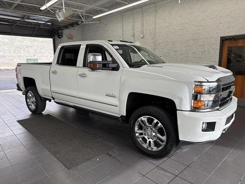 2019 Chevrolet Silverado 2500 High Country