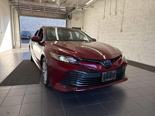 2020 Toyota Camry LE
