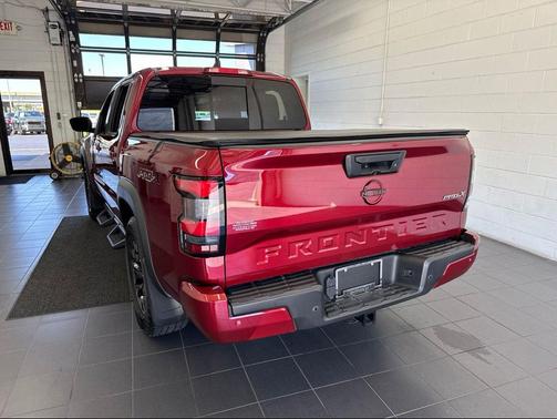 Cardinal Red Metallic Tricoat 2023 Nissan Frontier PRO-X