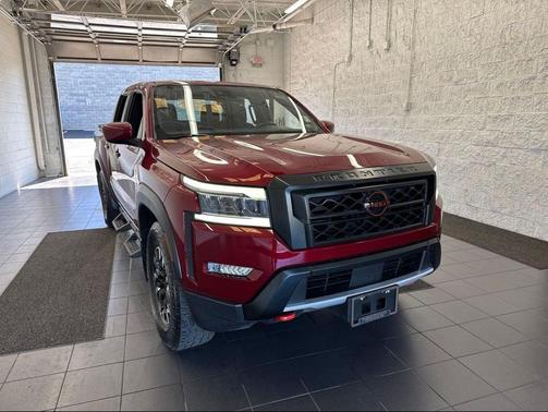 Cardinal Red Metallic Tricoat 2023 Nissan Frontier PRO-X