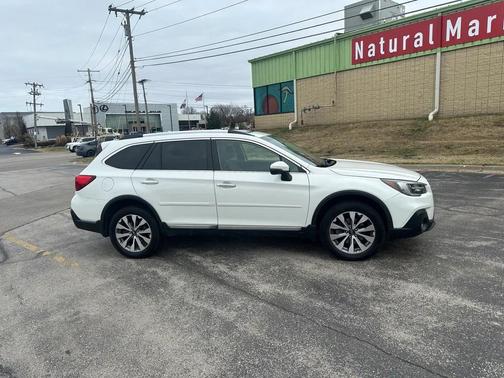 2018 Subaru Outback 3.6R Touring