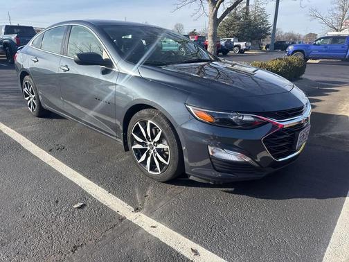 2021 Chevrolet Malibu FWD RS