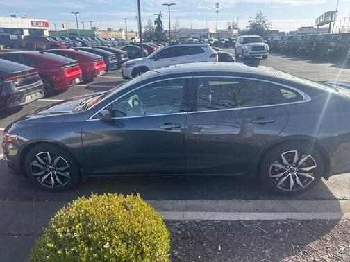 2021 Chevrolet Malibu FWD RS