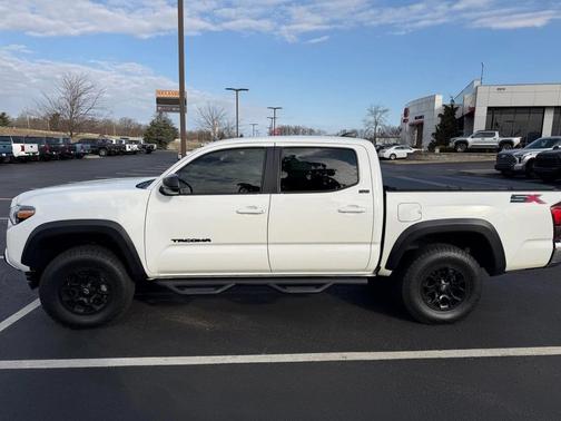 2023 Toyota Tacoma SR5