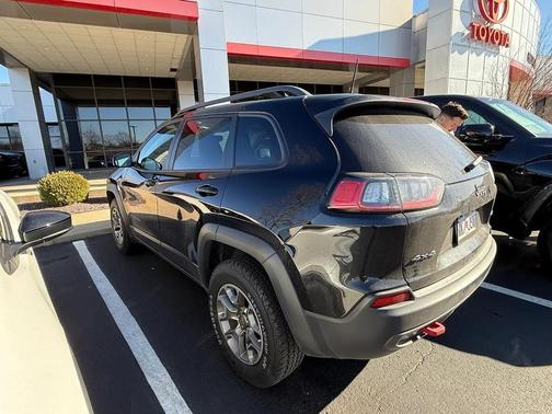 2021 Jeep Cherokee Trailhawk