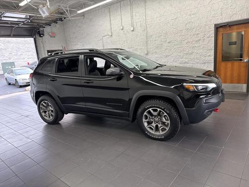 2021 Jeep Cherokee Trailhawk
