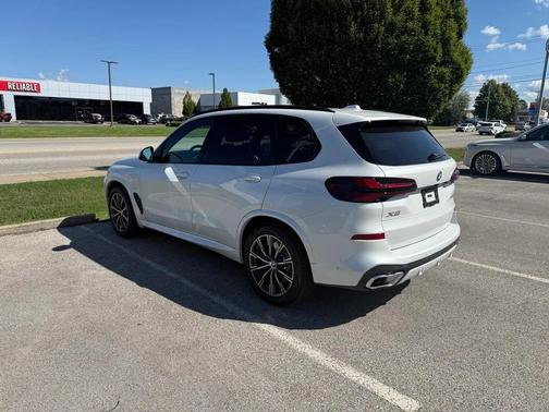 2026 BMW X5 PHEV xDrive50e