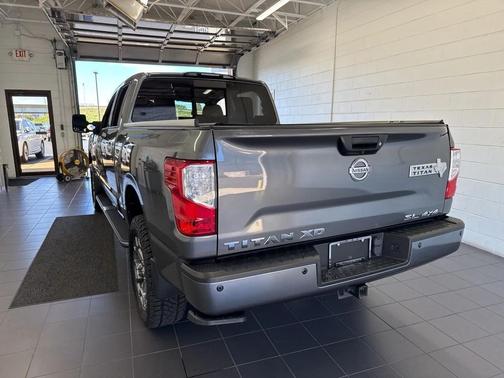 2019 Nissan Titan XD SL