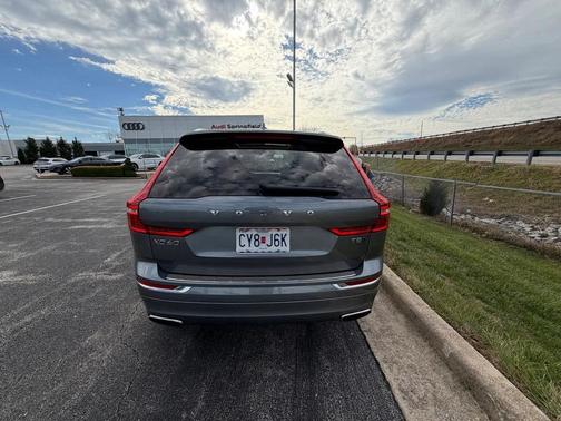 2021 Volvo XC60 T5 Inscription