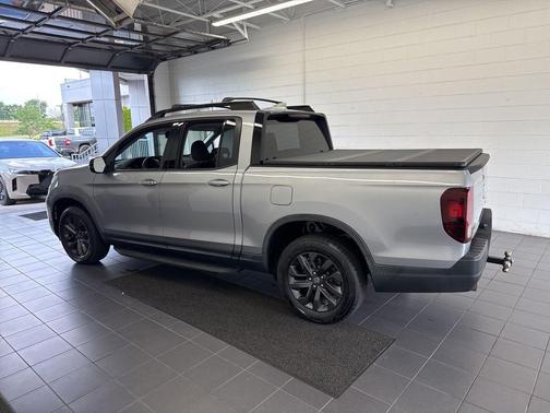 Lunar Silver Metallic 2021 Honda Ridgeline Sport