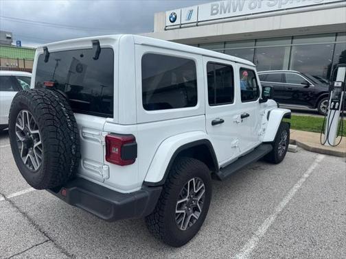 2024 Jeep Wrangler 4-Door Sahara 4x4