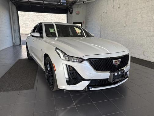 2023 Cadillac CT5 Sport