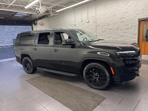 2024 Jeep Wagoneer L Series II Carbide 4x4