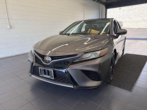 Predawn Gray Mica 2019 Toyota Camry XSE
