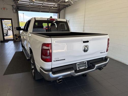 Bright White Clearcoat 2023 RAM 1500 Laramie