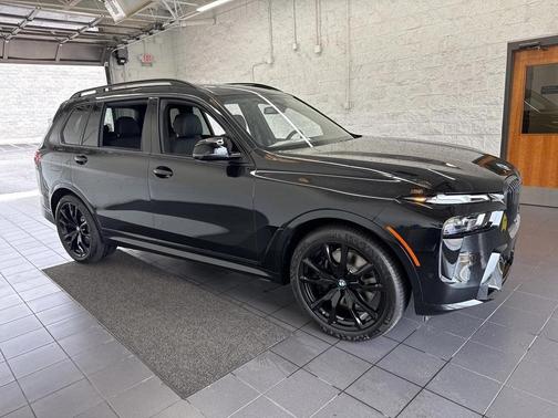 2026 BMW X7 M60i
