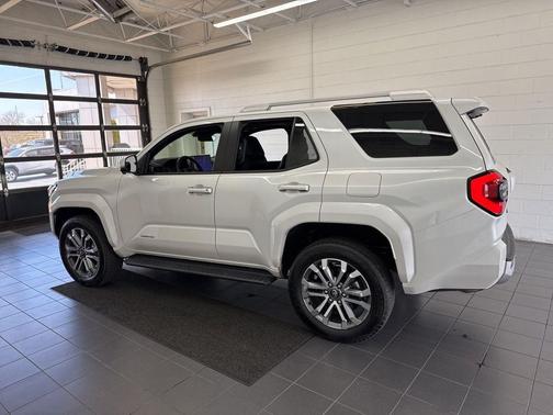 Wind Chill Pearl 2025 Toyota 4Runner Limited