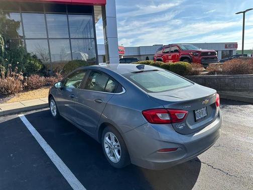 2018 Chevrolet Cruze LT