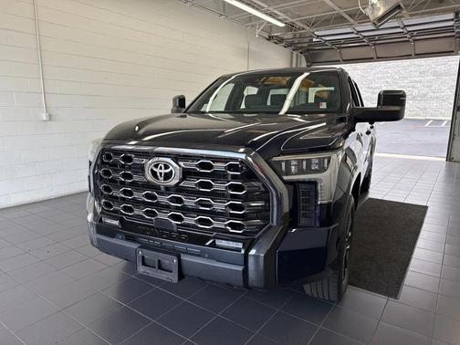 2022 Toyota Tundra Platinum