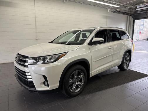 2017 Toyota Highlander Limited