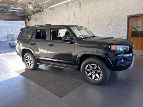 2024 Toyota 4Runner TRD Off Road
