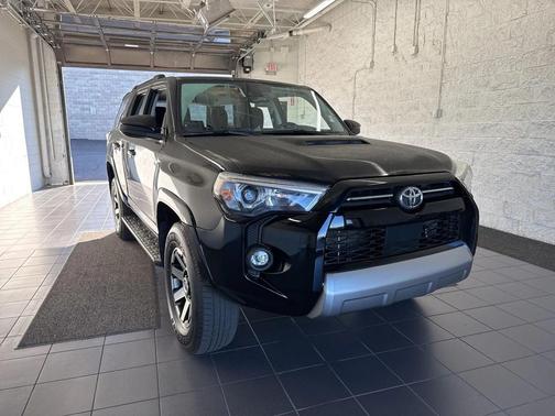 2024 Toyota 4Runner TRD Off Road