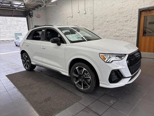 2025 Audi Q3 45 S line Premium Plus
