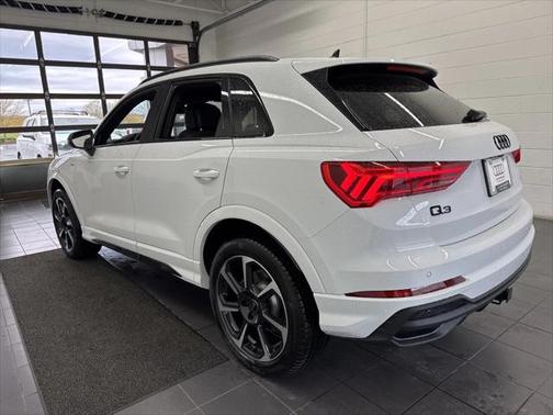 2025 Audi Q3 45 S line Premium Plus
