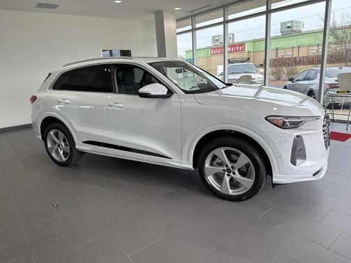 2025 Audi Q5 Premium Plus TFSI quattro S tronic