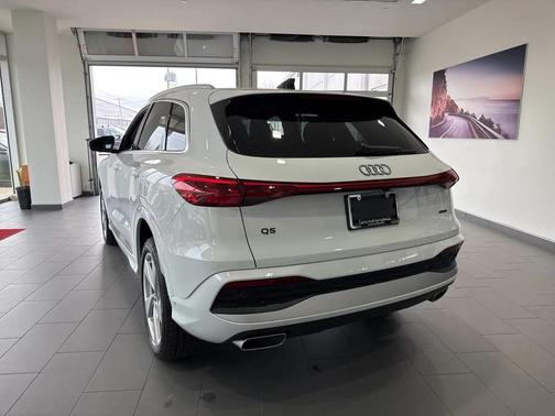 2025 Audi Q5 Premium Plus TFSI quattro S tronic