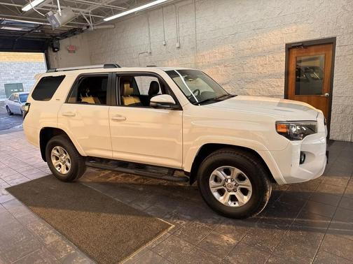 2022 Toyota 4Runner SR5 Premium