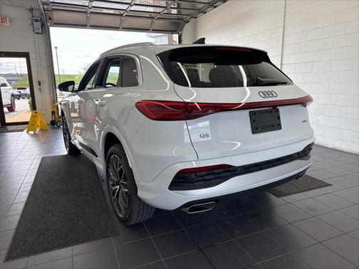 2025 Audi Q5 Premium Plus