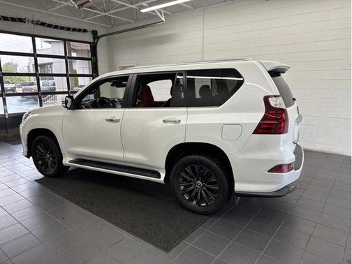 Starfire Pearl 2021 Lexus GX 460 Premium