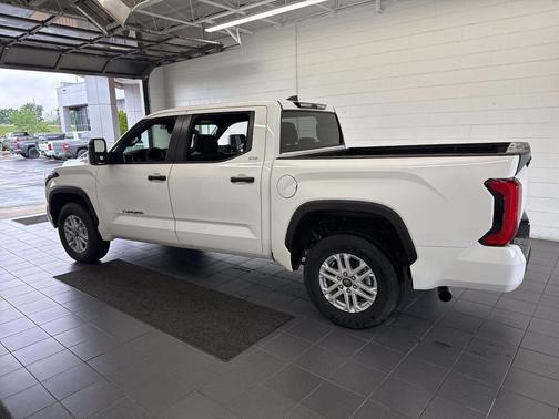 Ice 2025 Toyota Tundra SR5