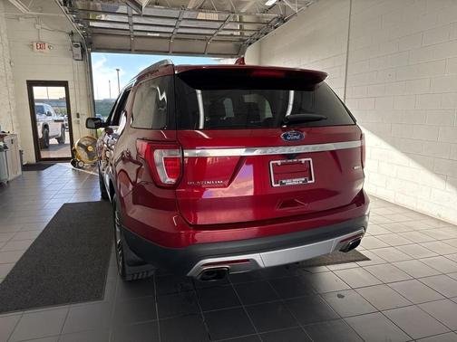 2017 Ford Explorer Platinum