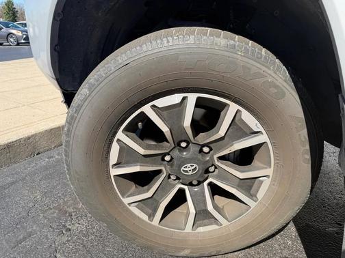 2020 Toyota Tacoma TRD Sport