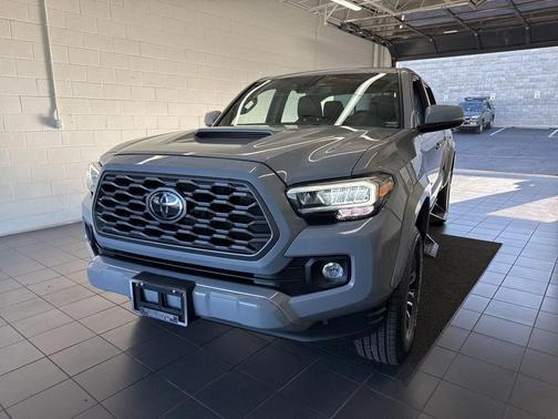 2020 Toyota Tacoma TRD Sport