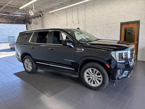 2022 GMC Yukon SLT