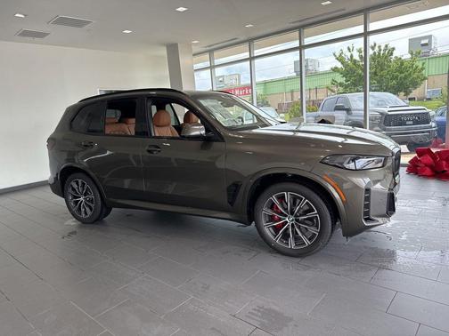 Manhattan Green Metallic 2026 BMW X5 xDrive40i