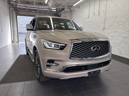 2023 INFINITI QX80 SENSORY AWD