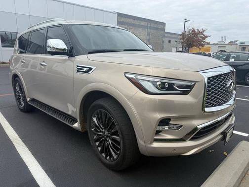 2023 INFINITI QX80 SENSORY AWD