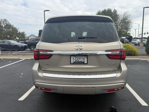 2023 INFINITI QX80 SENSORY AWD