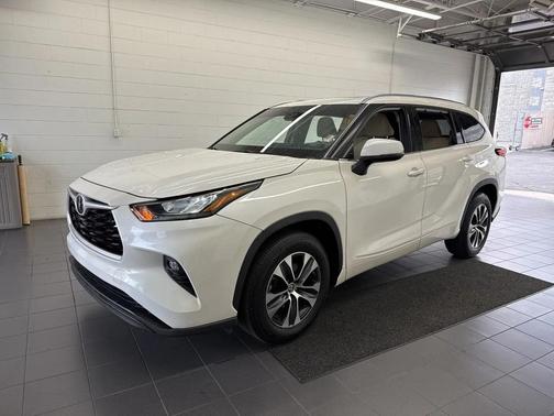 2020 Toyota Highlander XLE