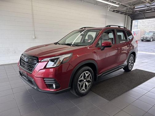 Crimson Red Pearl 2022 Subaru Forester Premium